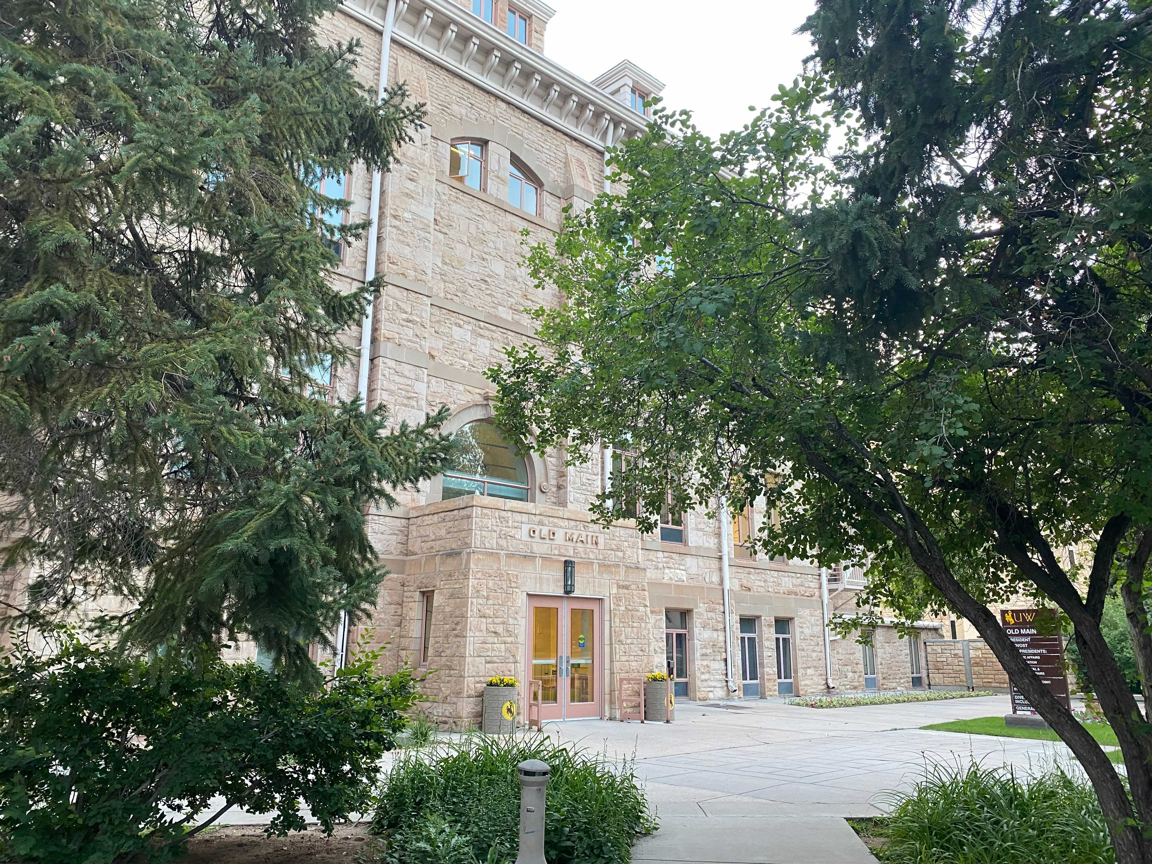 Despite Cuts, University Of Wyoming Launches New Initiatives - Vimarsana News