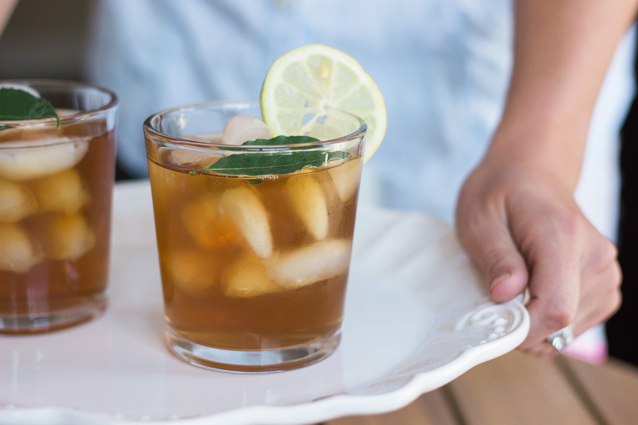 Where do you fall on the Sweet tea smackdown? - Vimarsana News
