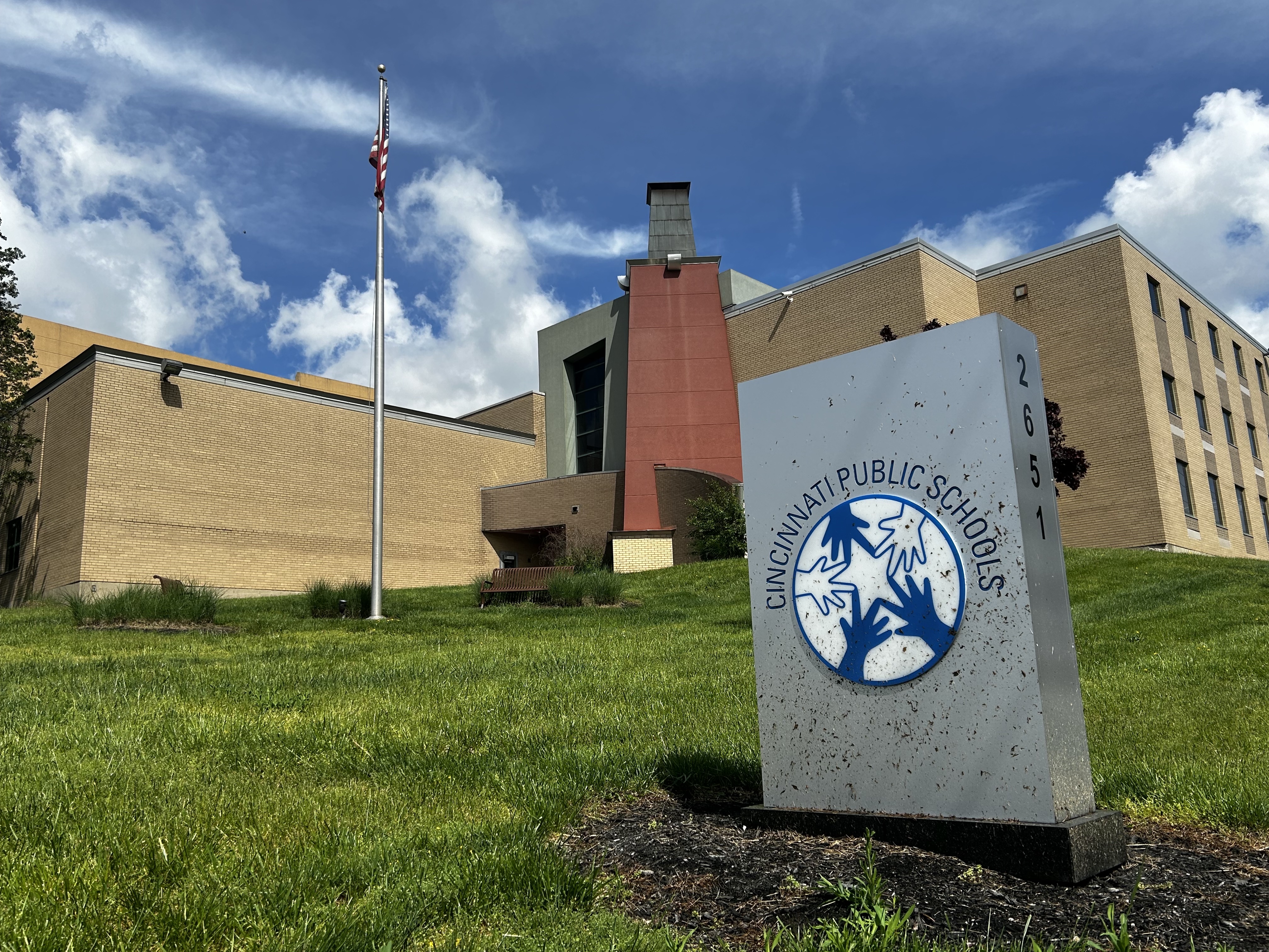 Cincinnati Public approves cuts to assistant principal, manager positions - Vimarsana News