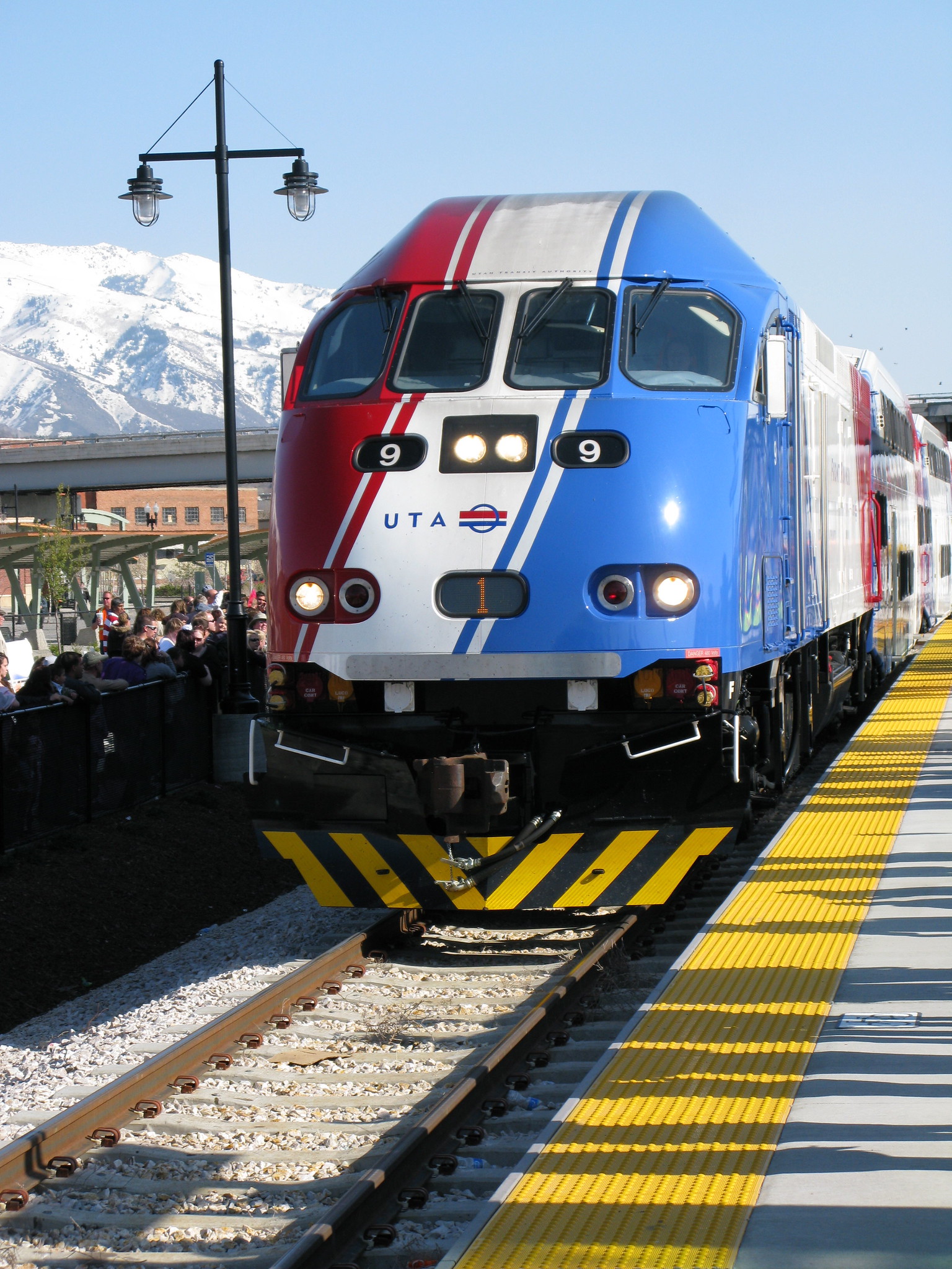 Wednesday PM headlines: UTA is looking to bring the FrontRunner farther south - Vimarsana News