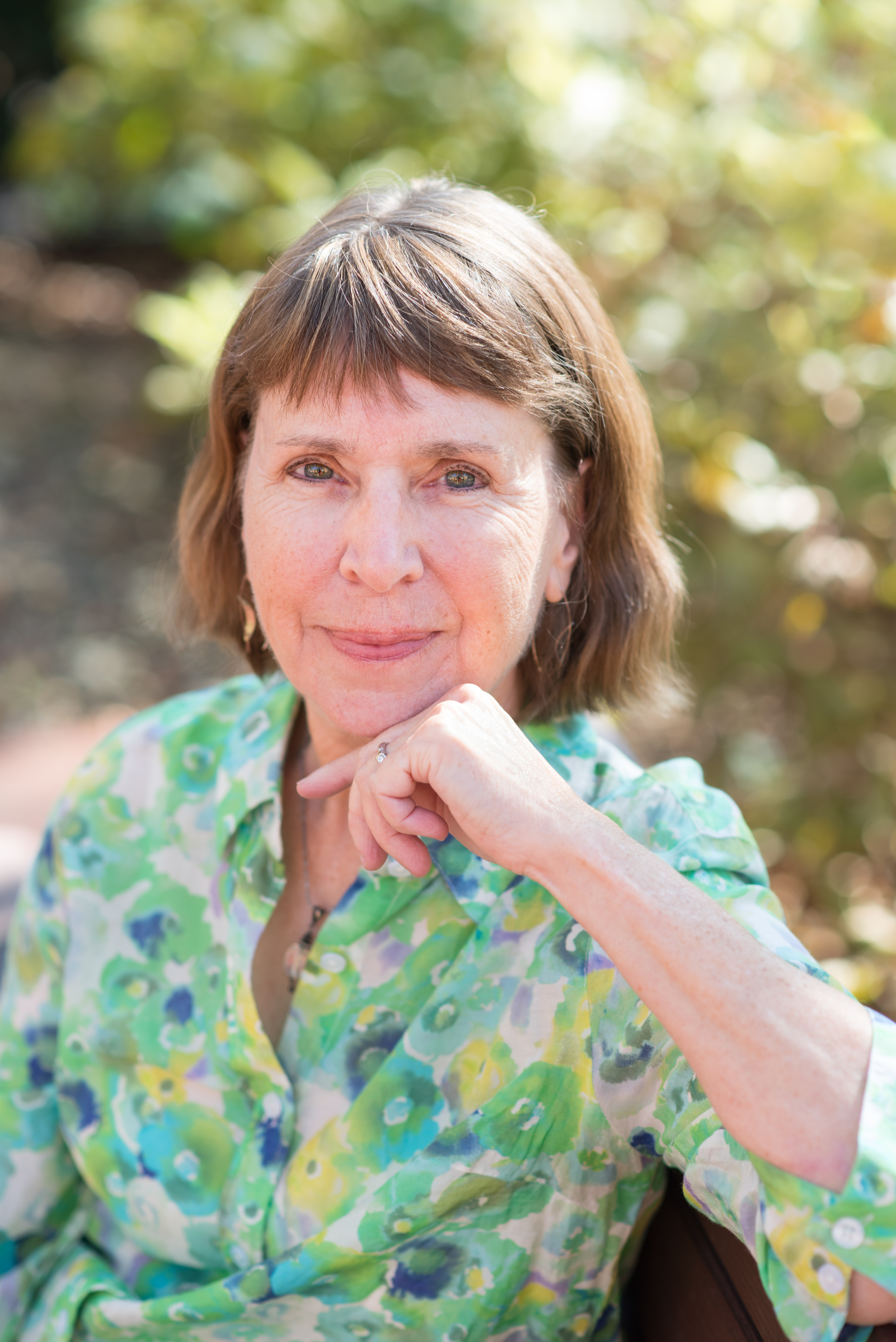 Poetry Moment: 'At the Plot of the Unknowns,' by Barbara Sabol - Vimarsana News