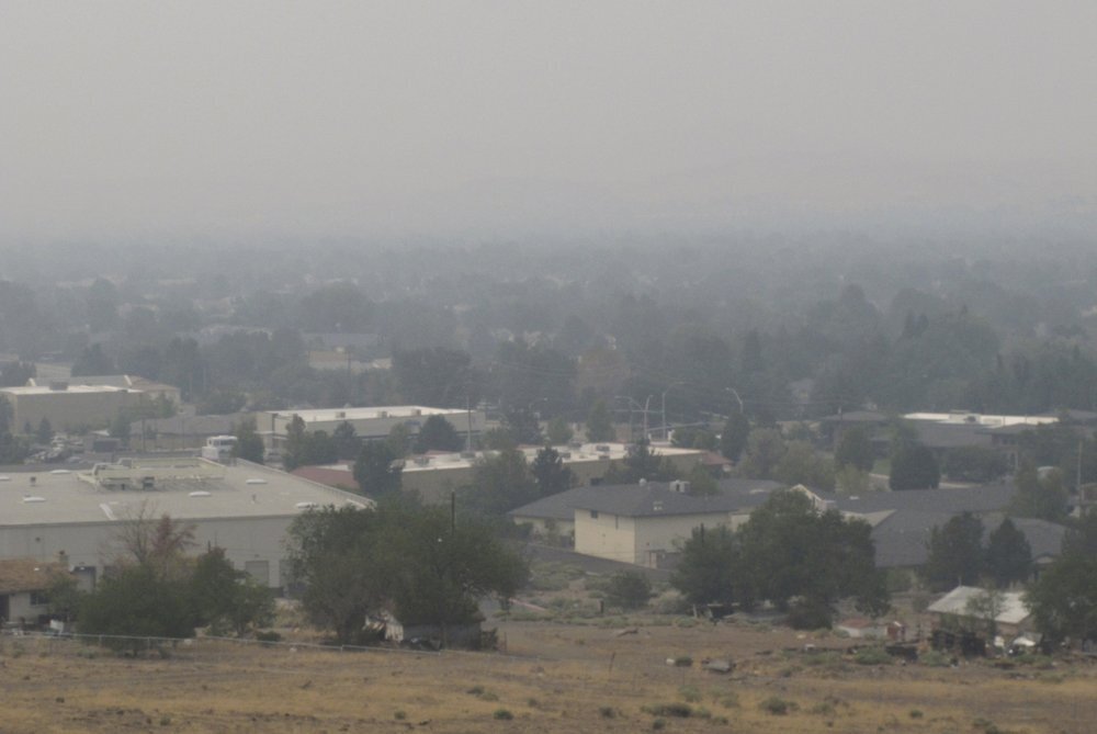 Study: Wildfire smoke erases air quality gains and leads to deaths in West - Vimarsana News