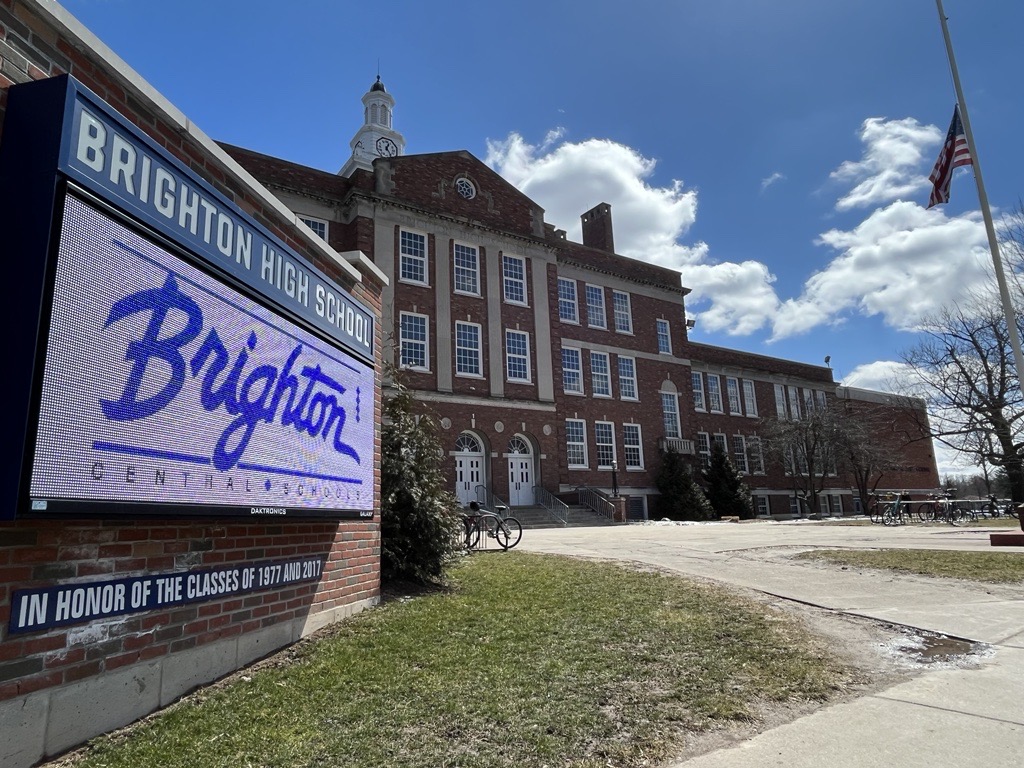 RG&E investigating cause of widespread power outage in Brighton - Vimarsana News