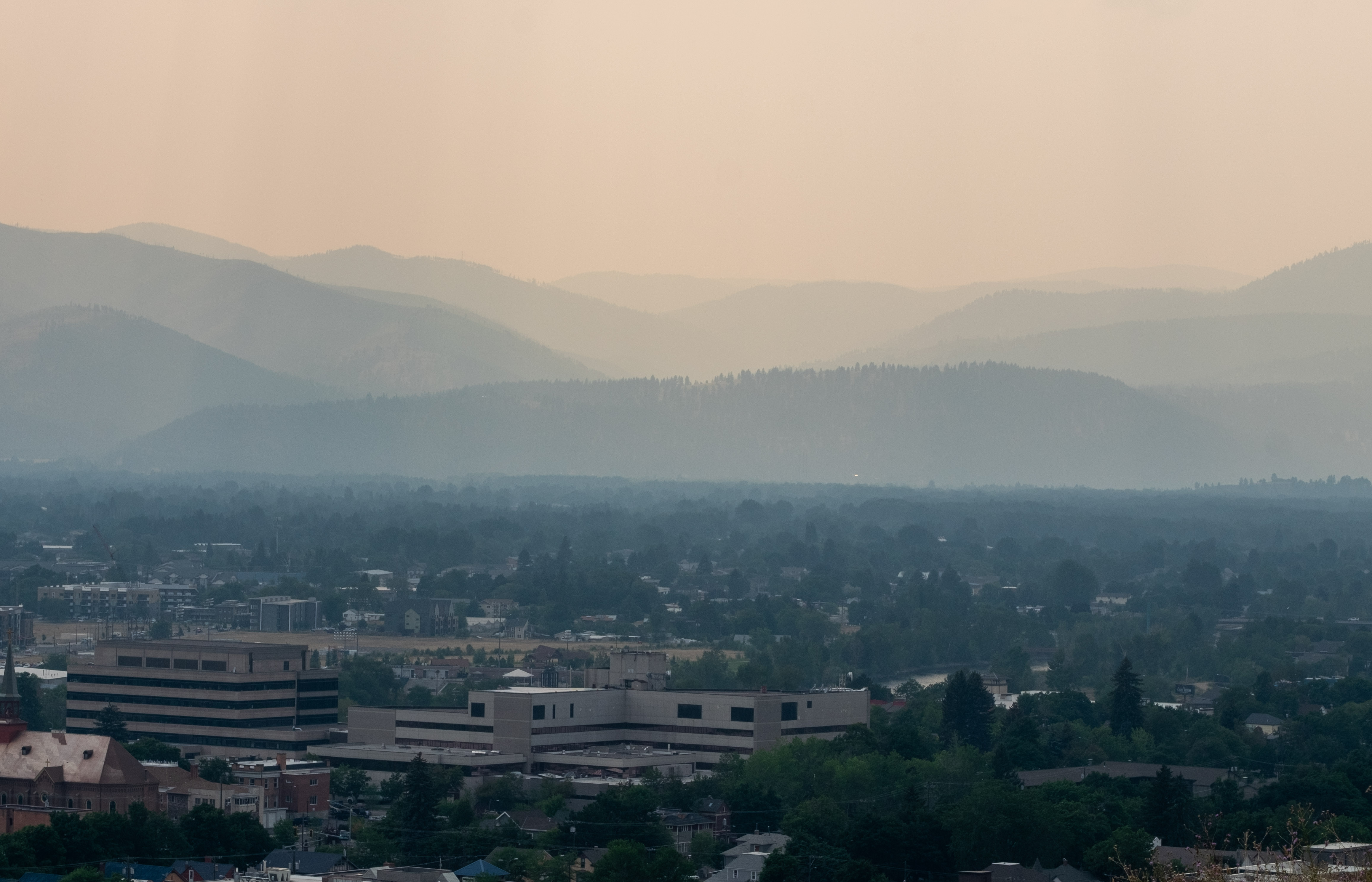 COVID Concerns Rise As Smoke Drives People Indoors - Vimarsana News