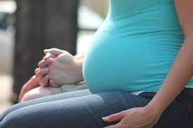 Is allowing C-sections outside of hospitals more risk than reward? - Vimarsana News