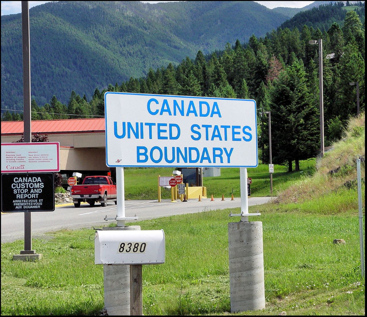 U.S.-Canada Border Closure Limits Montana Retail Sales, Tourism, Family Reunions - Vimarsana News