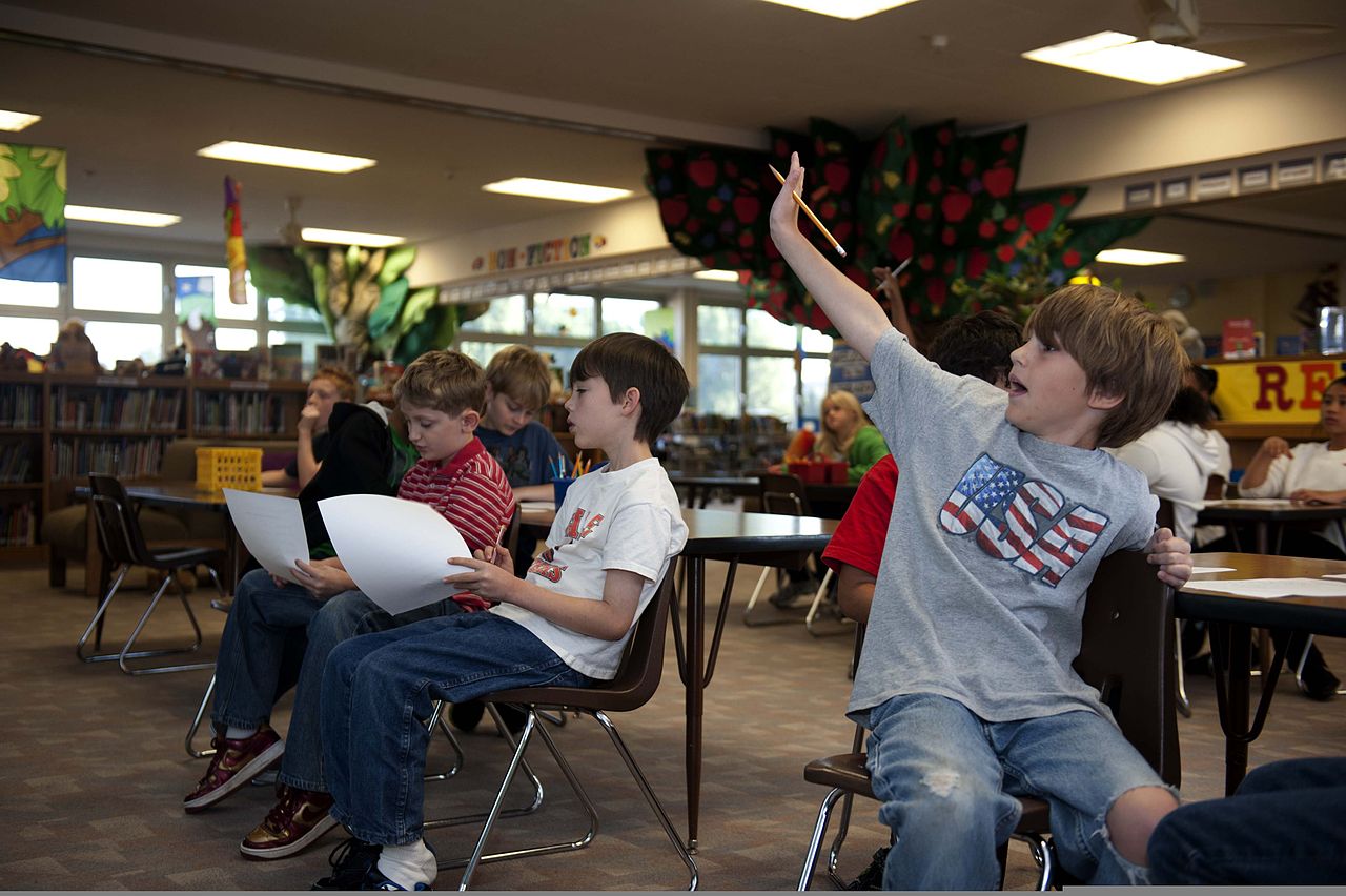 New Oregon Guidance Leaves COVID-19 Decisions Up To School Districts - Vimarsana News