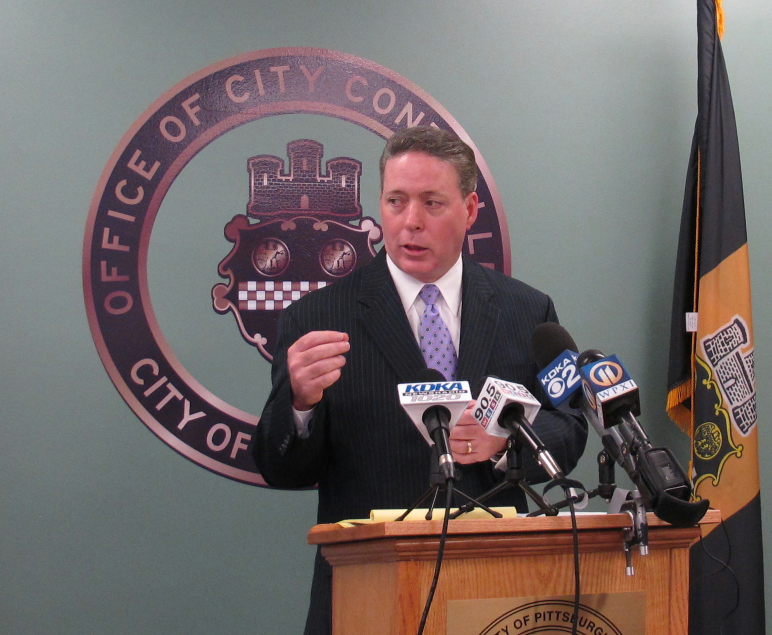 Pittsburgh 'Well Served' By Police Review Board, Audit Says, While Urging More Funding - Vimarsana News