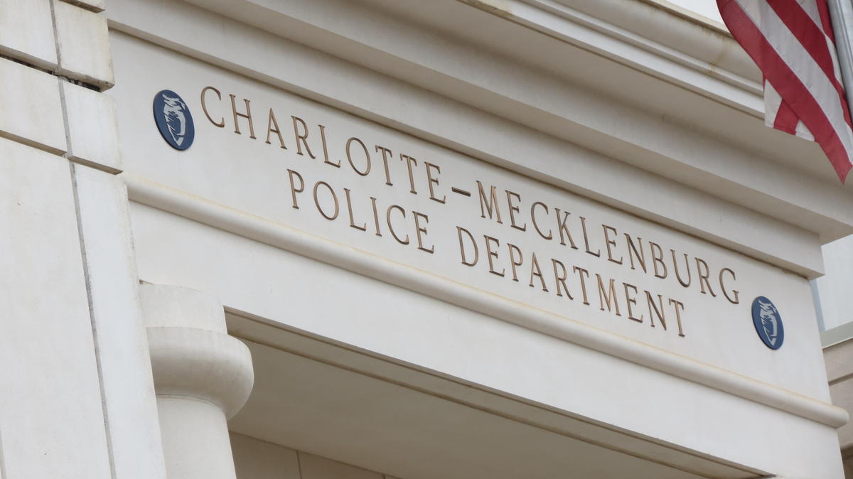 Charlotte Police: Half Of Road Rage Incidents In 2021 Have Involved Guns - Vimarsana News